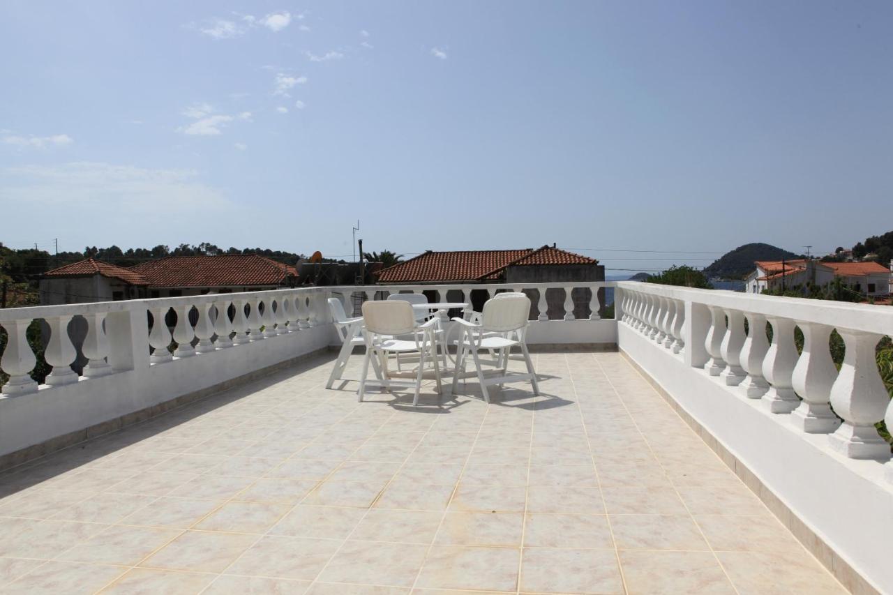 O Pyrgos Accommodations Panormos  Exterior foto