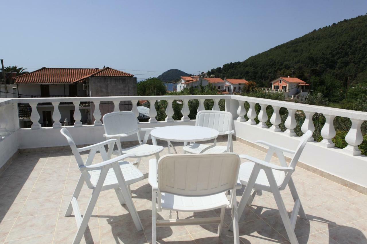 O Pyrgos Accommodations Panormos  Exterior foto